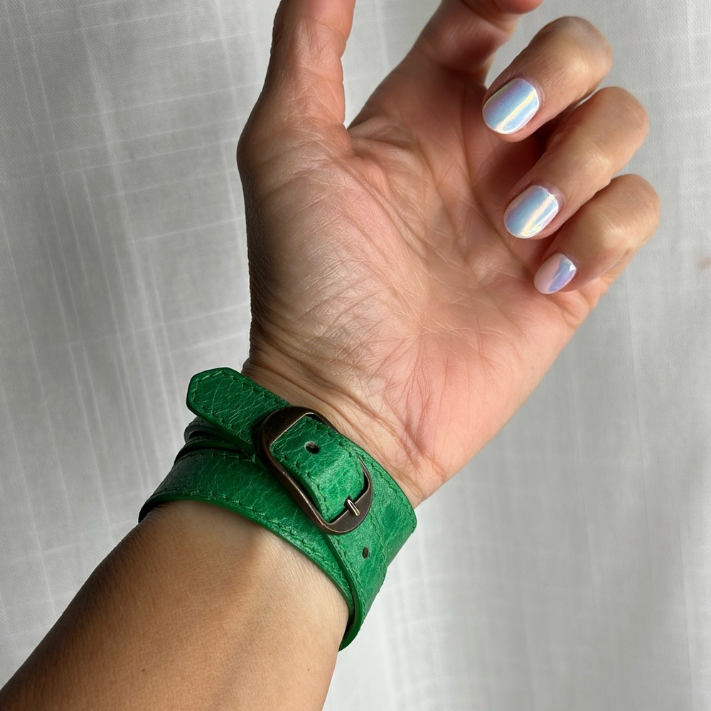 Balenciaga Triple Tour Wrap Bracelet. Too small for me. Perfect condition. - Picture 3 of 7